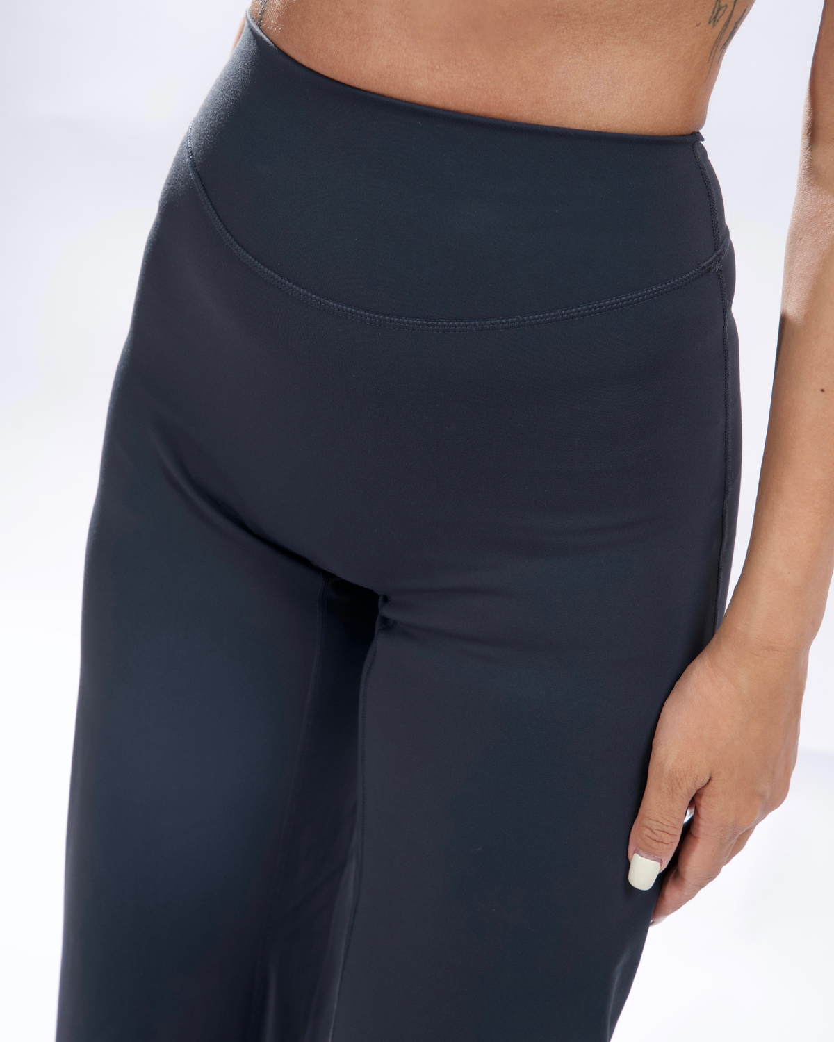 Unifé Straight Leg Leggings | Dusty Blue