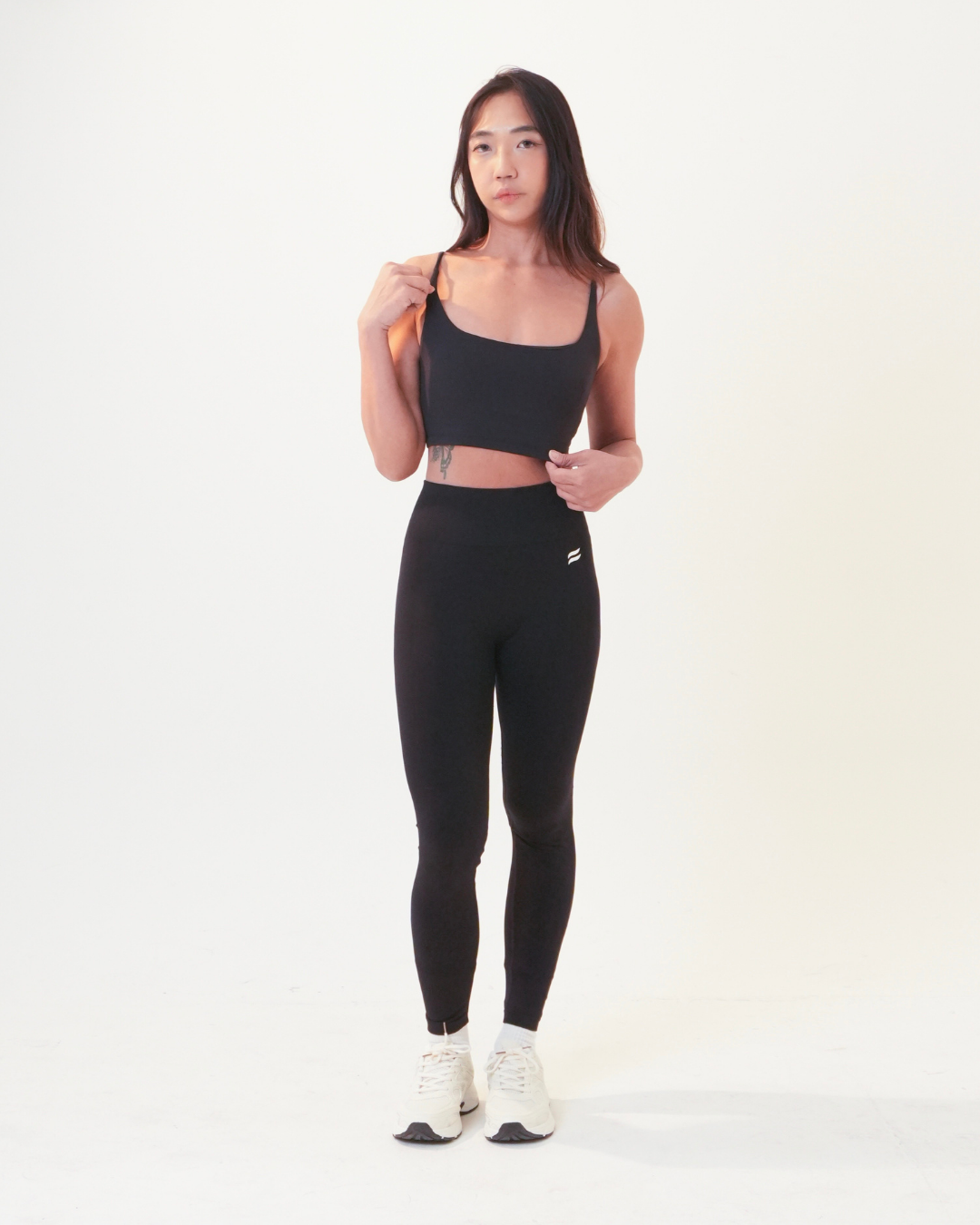 Essence Tank Sports Bra | Black