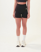 Core Seamless Shorts | Black