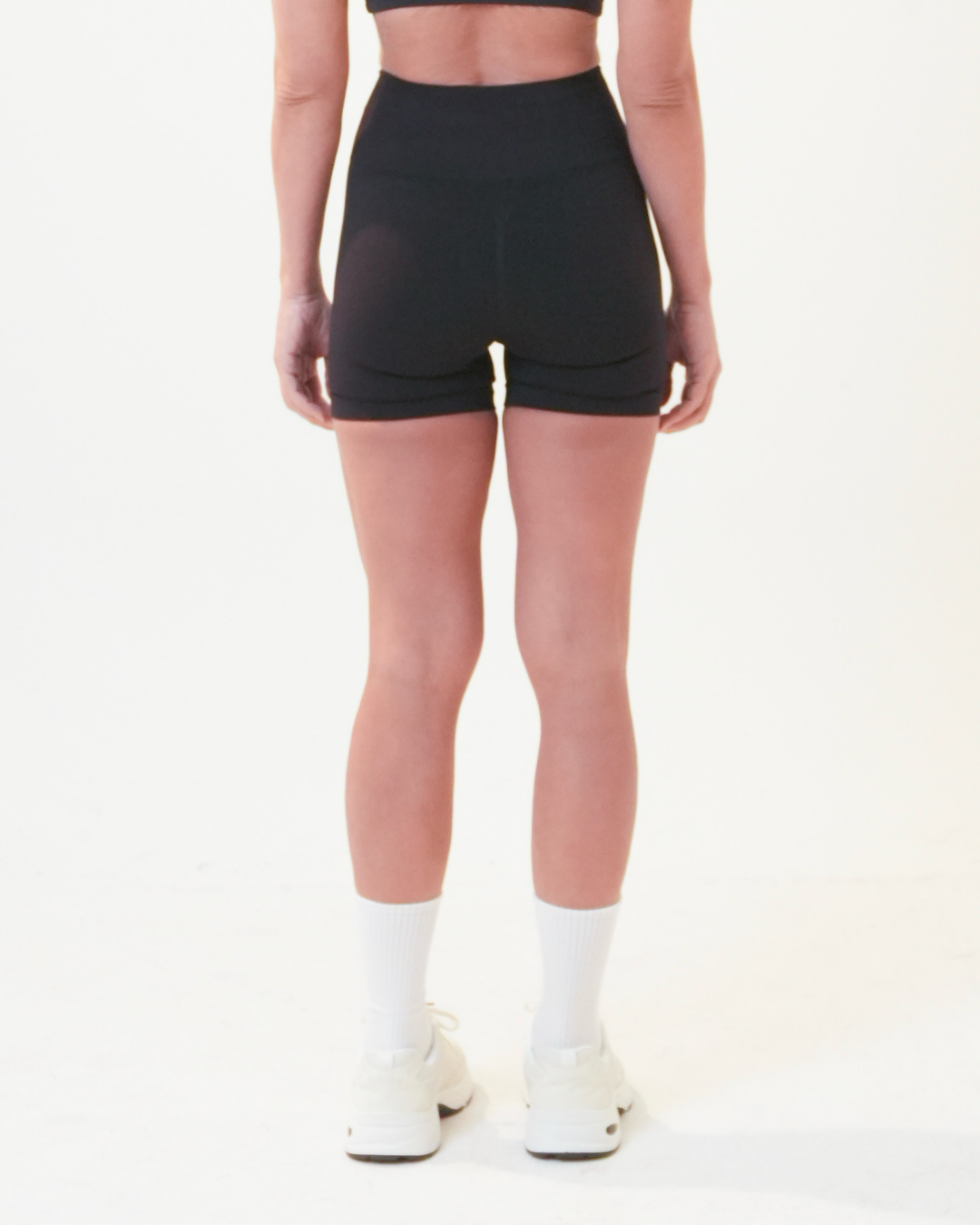 Core Seamless Shorts | Black